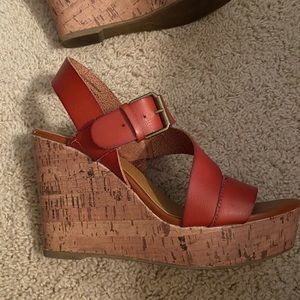Brown Wedges